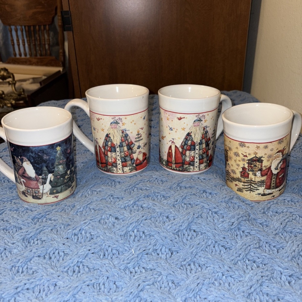 4pcs Gibson 2004 Holiday Home Santa Theme Coffee Mugs By Debi Hron
